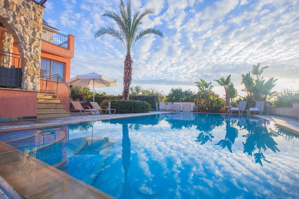 Villa Saraliana Sandy Beach Villas Polis Habitación foto